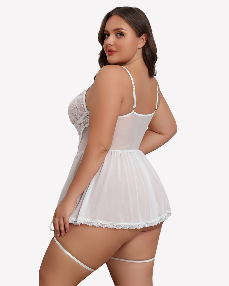 Plus Size Babydoll aus Spitze mit Strapsgürtel