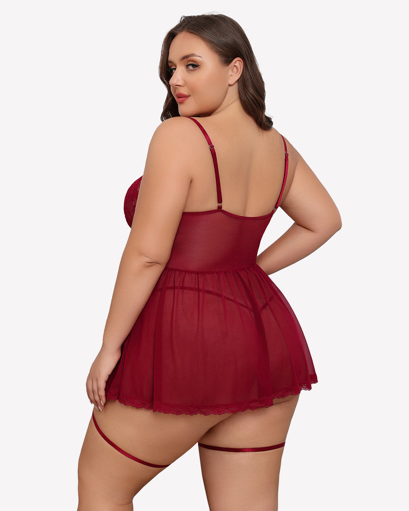 Plus Size Babydoll aus Spitze mit Strapsgürtel