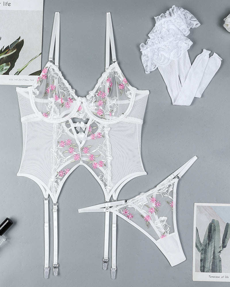 Flower Embroidered Stockings Bra Set