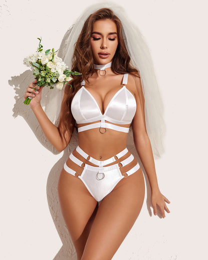 O-Ring Linked Cut Out BH und Panty Set