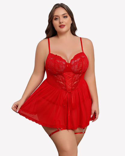 Plus Size Babydoll aus Spitze mit Strapsgürtel