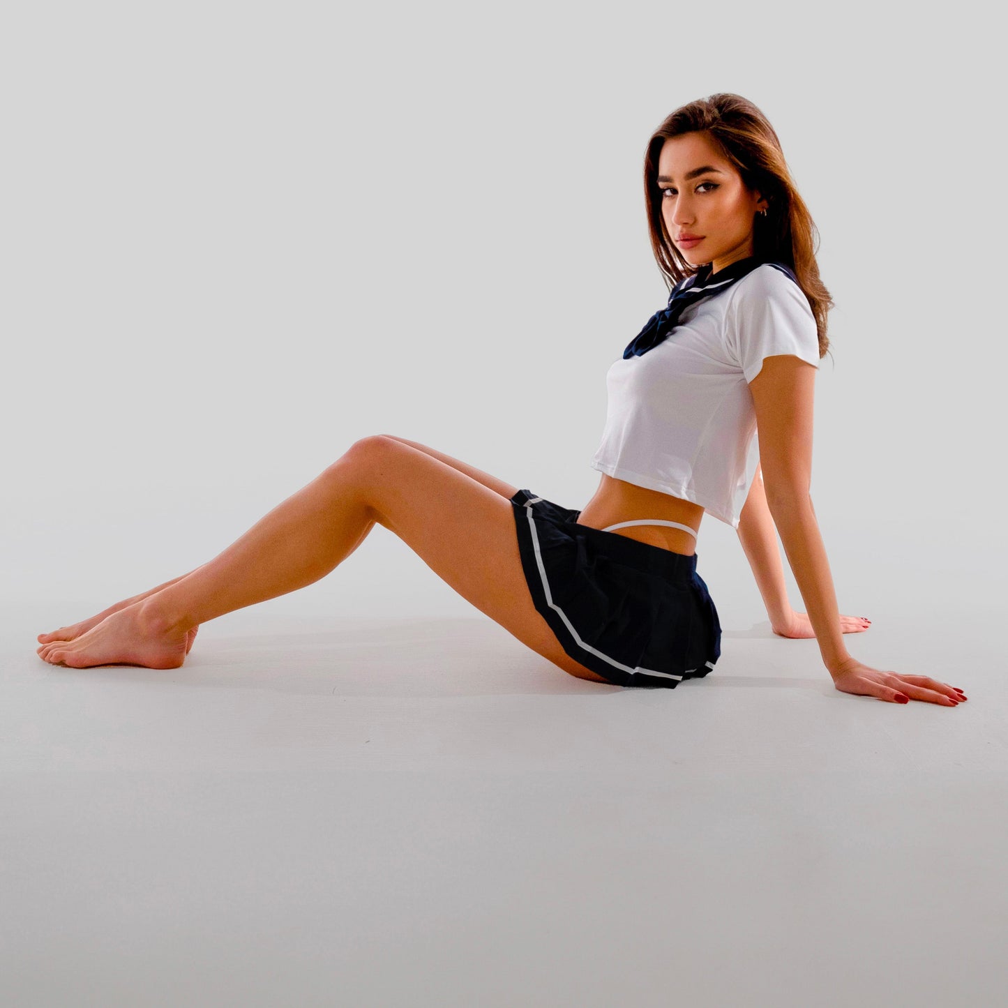KissHuts® Sexy Elisa's Student Cosplay Set für verführerische Nächte