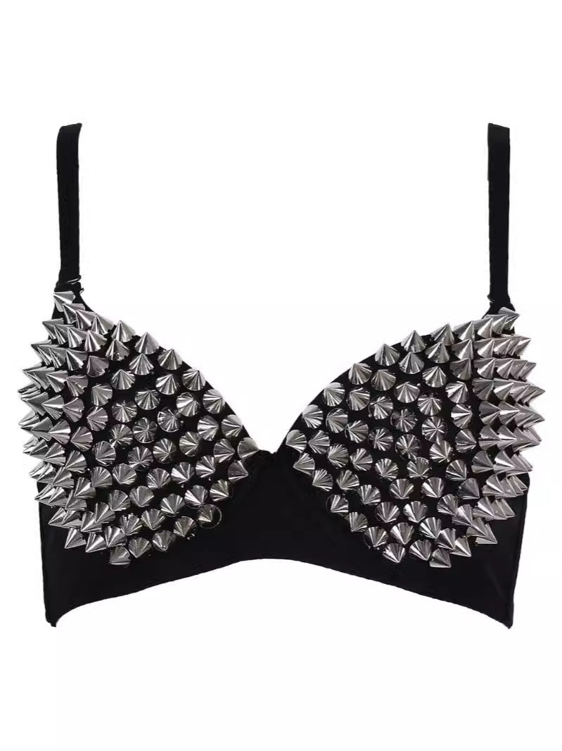 Damen-BH im Punk-Stil mit Nieten