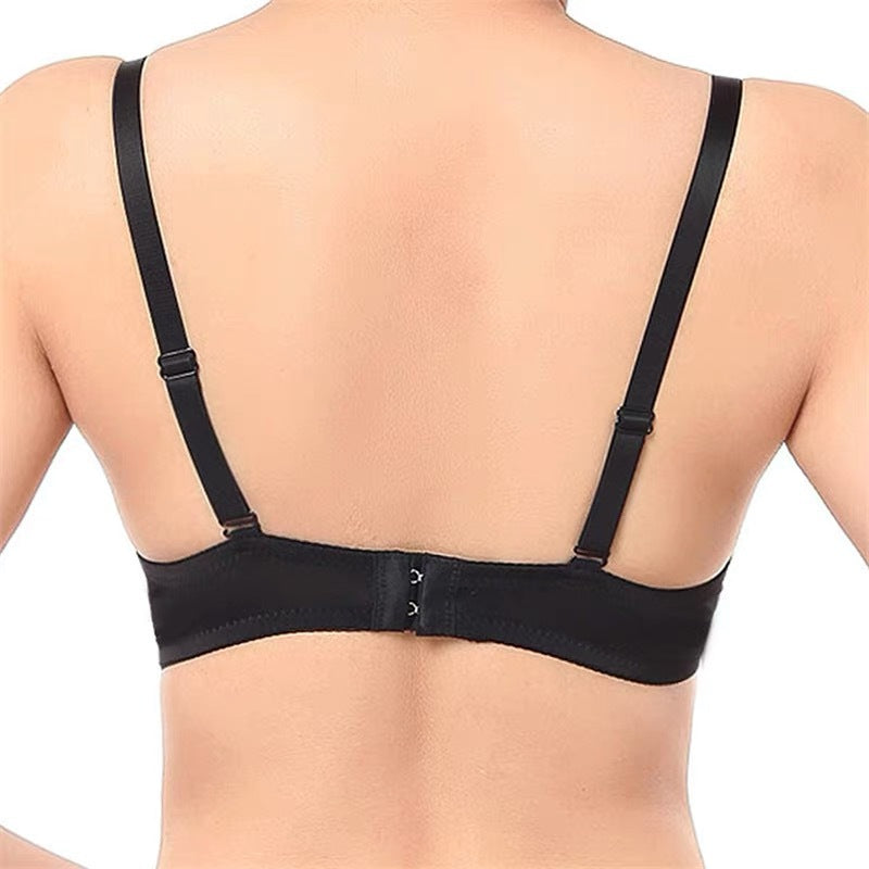 Damen-BH im Punk-Stil mit Nieten